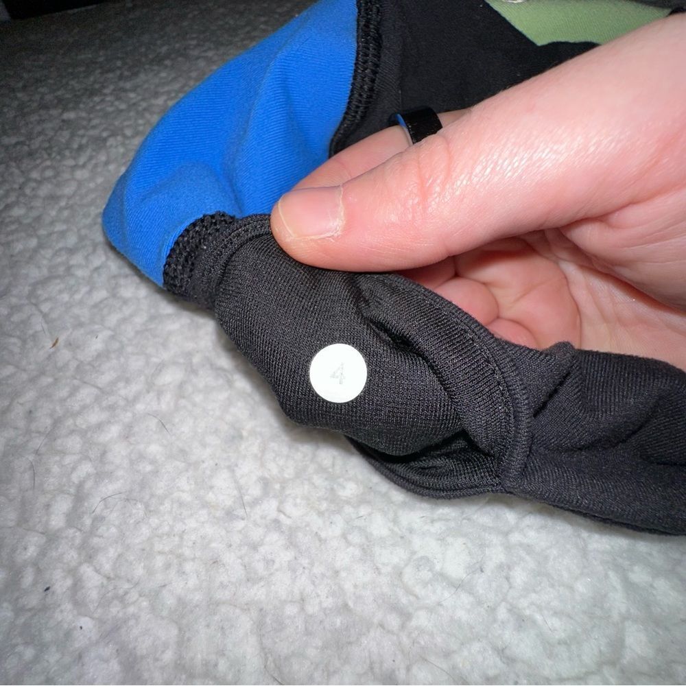 Lululemon Womens Embody Crop Leggings Black Blue Green Size 4 EUC - Picture 9 of 10